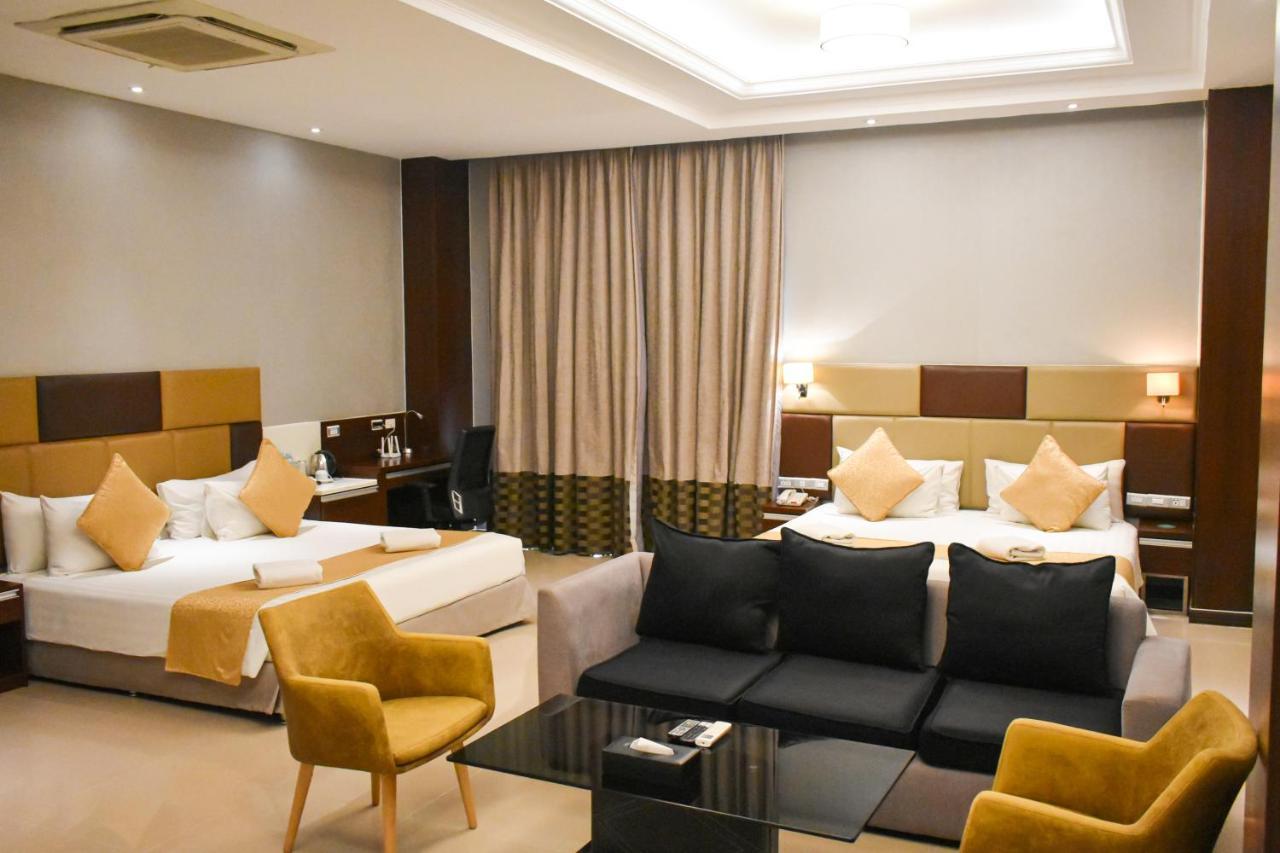 Mg Grand Hotel Olongapo Εξωτερικό φωτογραφία